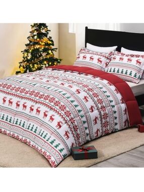 Festive Reindeer & Christmas Tree Queen Comforter Set With 2 Pillow Shams NWT